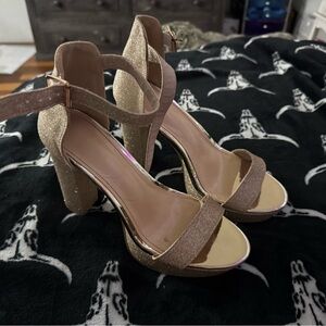 SHEIN Glittering Gold Heels